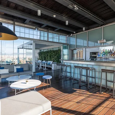 Leonardo Royal Forum Hotel 4*