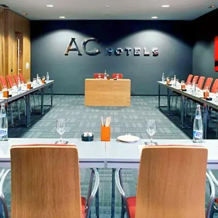 Leonardo Royal Forum 4*