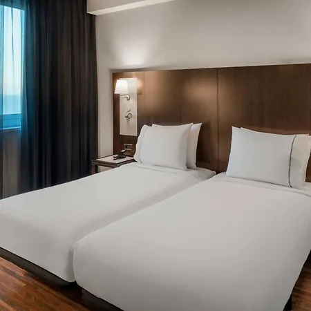 Ac Fórum By Marriott Hotel 4*