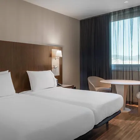 Hotel Ac Fórum By Marriott 4*