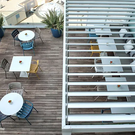 Leonardo Royal Forum Hotel 4*