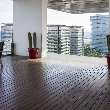 Leonardo Royal Forum Hotel 4*