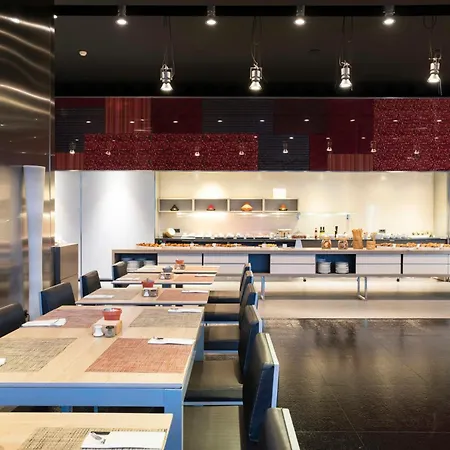 Hotel Leonardo Royal Forum