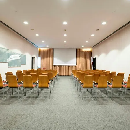 Leonardo Royal Forum 4* Barcelona