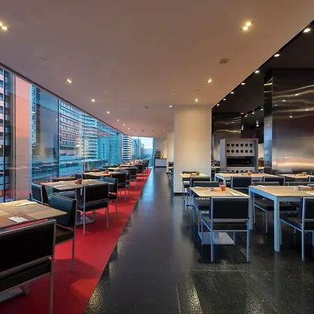 Leonardo Royal Forum Hotel 4*