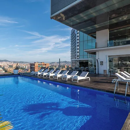 Leonardo Royal Forum Hotel 4*