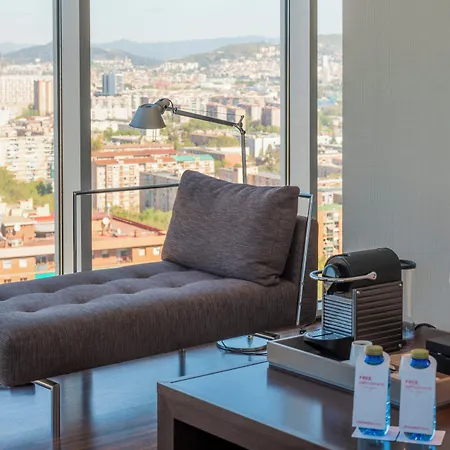 Leonardo Royal Forum Hotel 4*