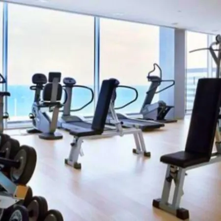 Hotel Leonardo Royal Forum 4*