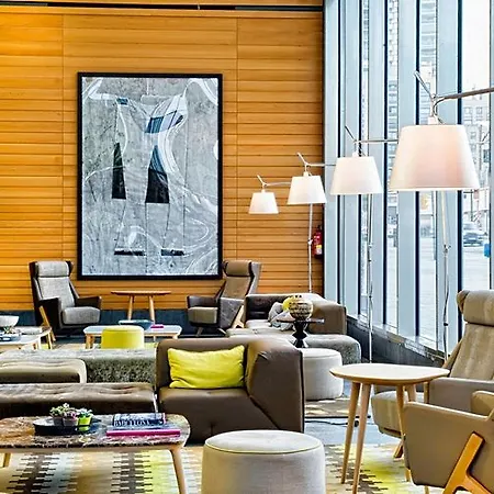 Hotel Leonardo Royal Forum 4*