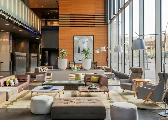 Hotel Leonardo Royal Forum 4*