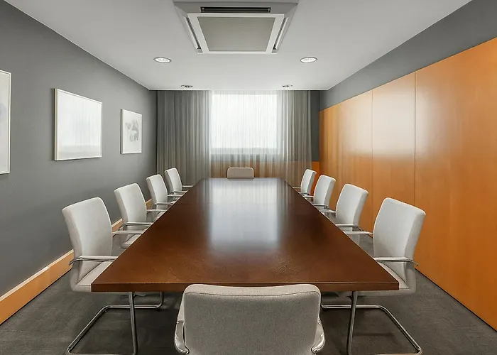 Hotel Leonardo Royal Forum