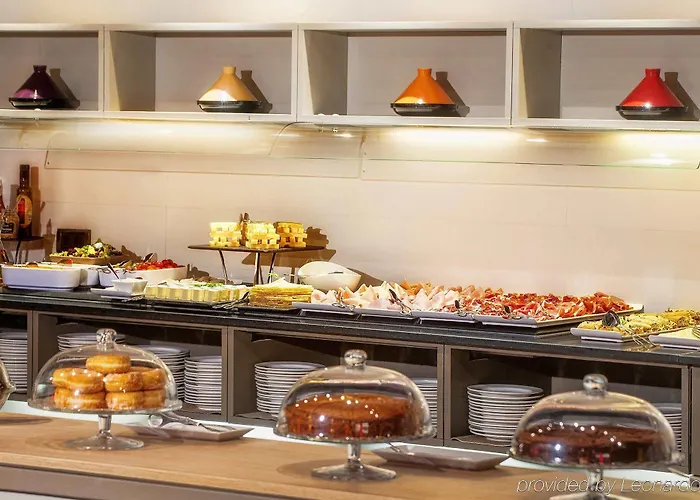 Hotel Leonardo Royal Forum 4*