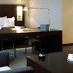 Leonardo Royal Forum 4*