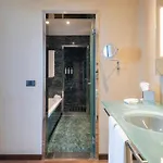 Hotel Leonardo Royal Forum