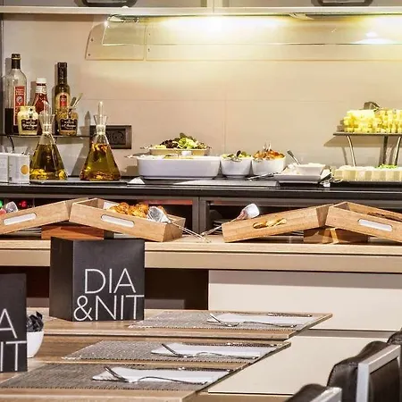 Leonardo Royal Forum 4*