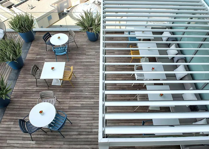 Leonardo Royal Forum Hotel 4*